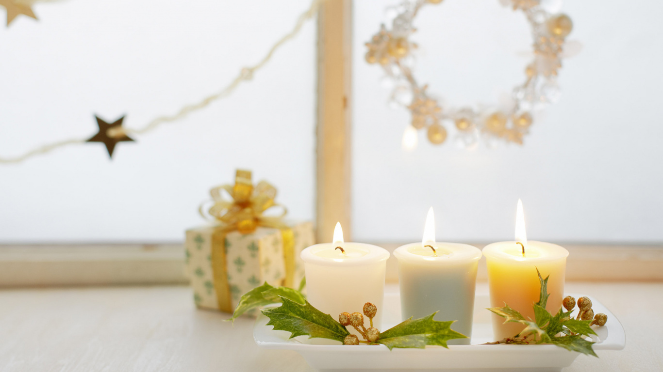 Christmas Day, Christmas and Holiday Season, Christmas Decoration, Candle, Lighting. Wallpaper in 1366x768 Resolution