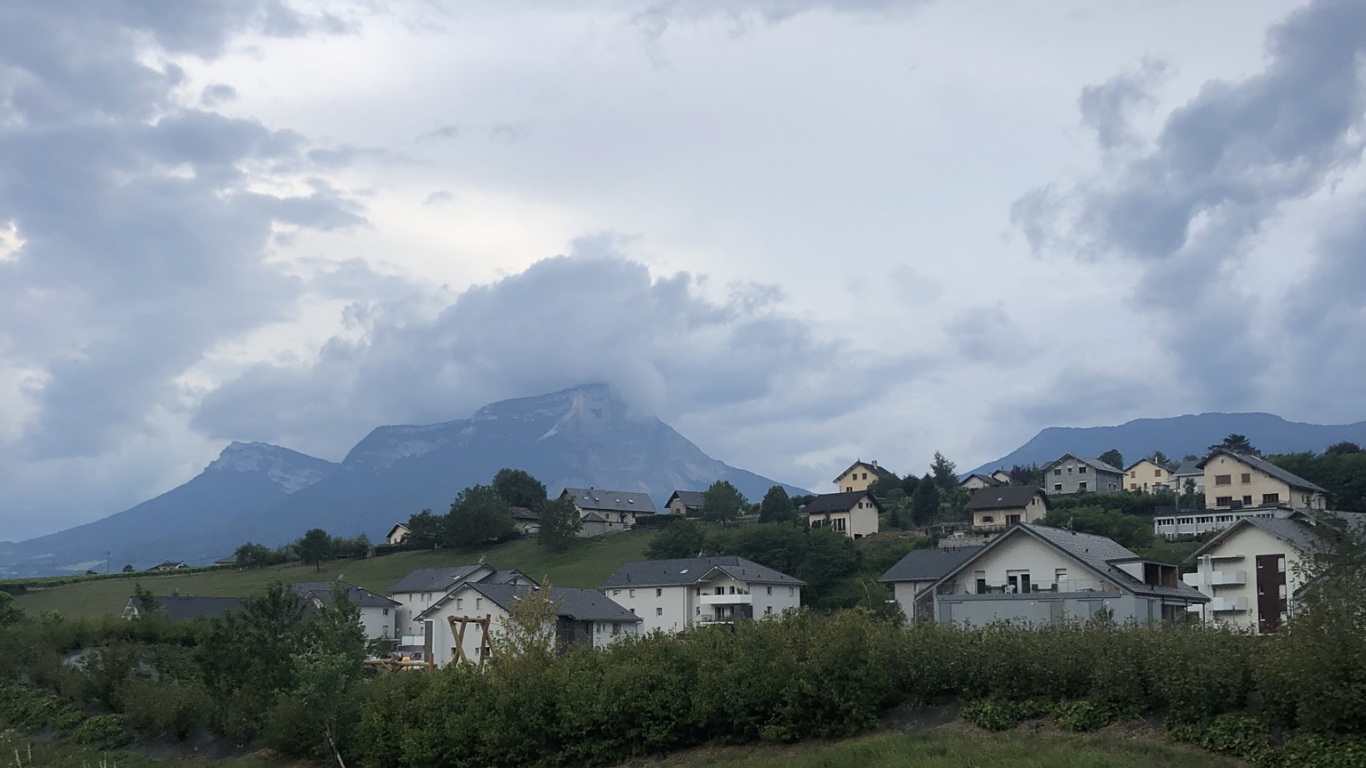 多山的地貌, 高地, 山脉, 后视镜 壁纸 1366x768 允许