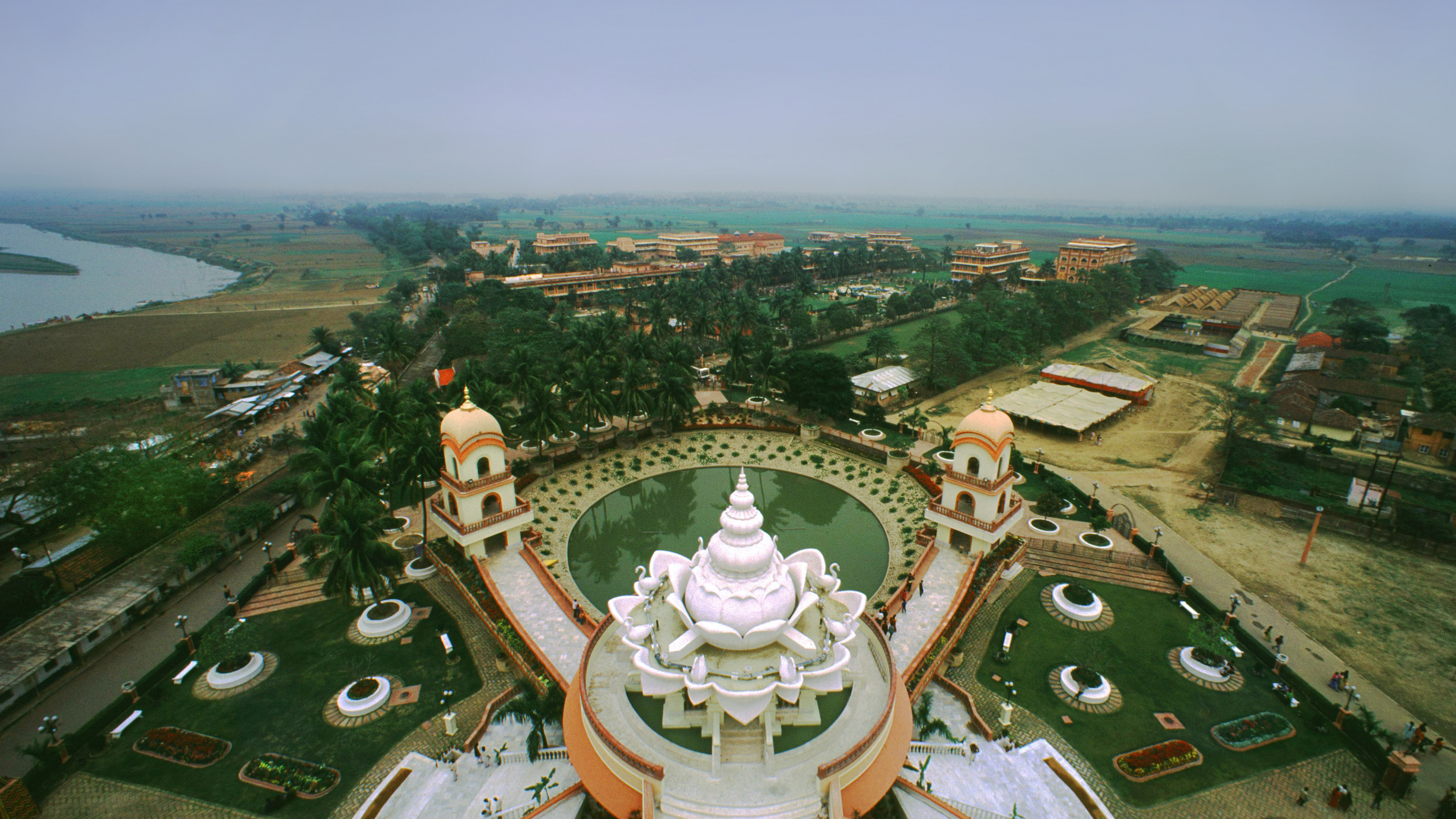 Luftaufnahme Der Stadt Tagsüber. Wallpaper in 3840x2160 Resolution