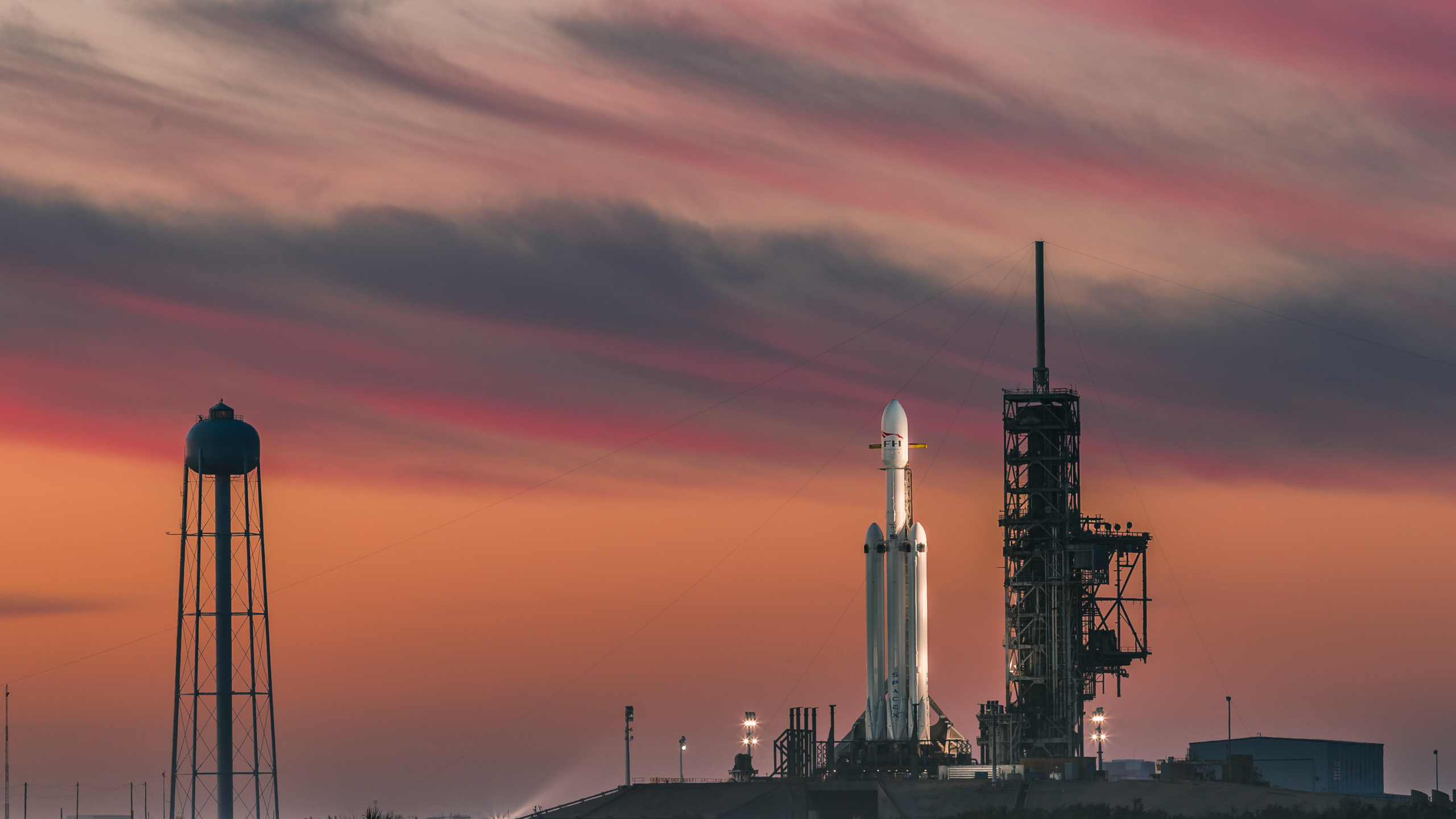 SpaceX, 猎鹰重, 余辉, 工厂, 晚上 壁纸 2560x1440 允许