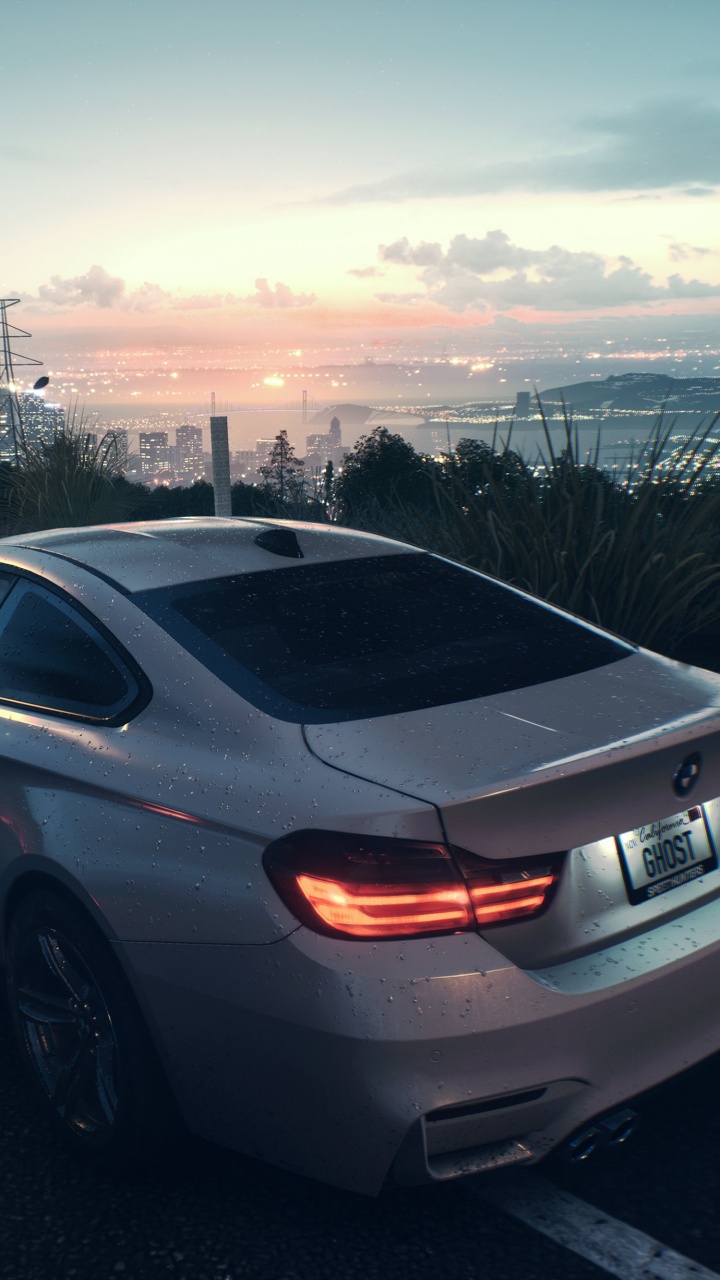 Gray Bmw m 3 Parked on Gray Asphalt Road During Daytime. Wallpaper in 720x1280 Resolution