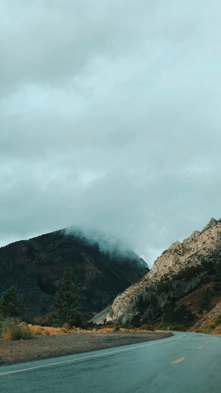 California, el Valle de Yosemite, Las Formaciones Montañosas, Highland, Valle. Wallpaper in 750x1334 Resolution