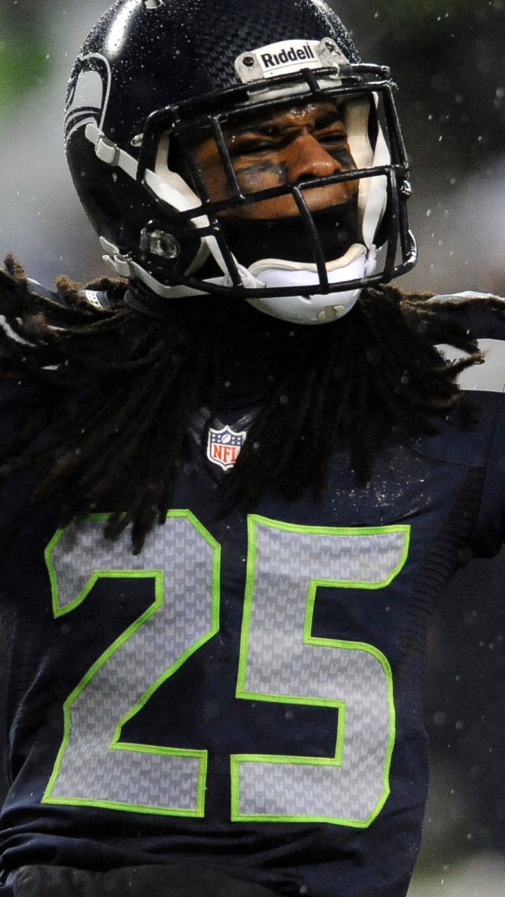 Black and White Football Helmet. Wallpaper in 720x1280 Resolution