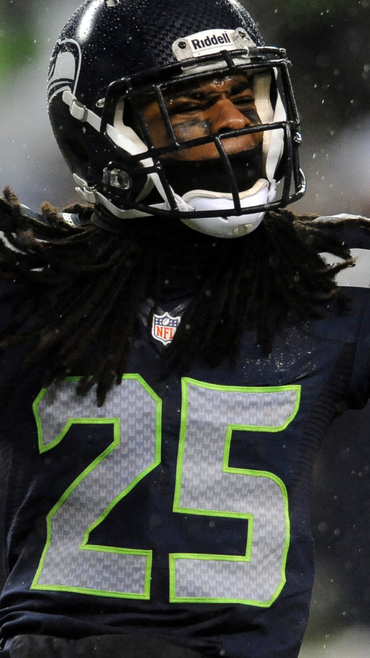 Black and White Football Helmet. Wallpaper in 750x1334 Resolution