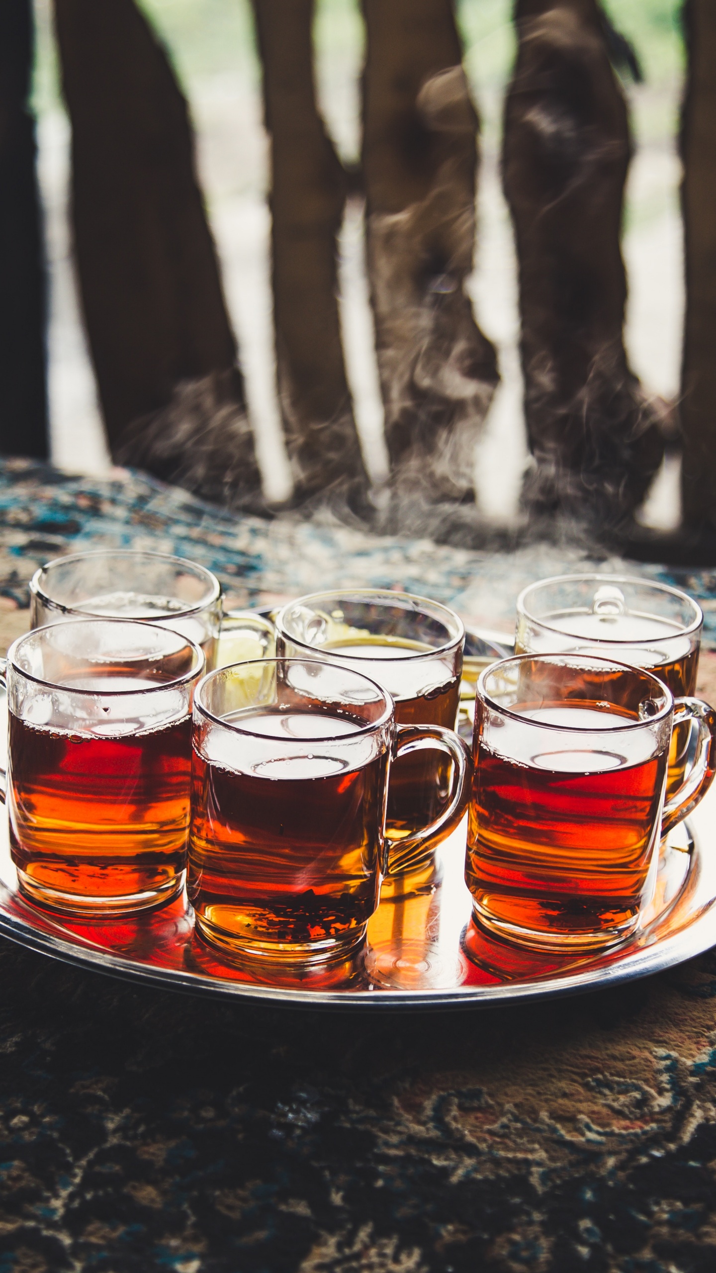 Clear Drinking Glasses on White Ceramic Plate. Wallpaper in 1440x2560 Resolution