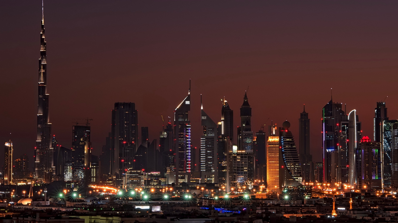 Horizonte de la Ciudad Durante la Noche. Wallpaper in 1366x768 Resolution