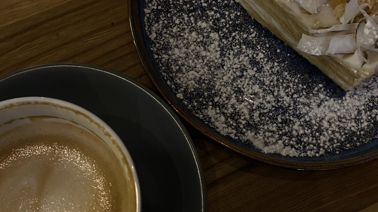 Platter, Ceramic, Serveware, Dishware, Porcelain. Wallpaper in 1280x720 Resolution