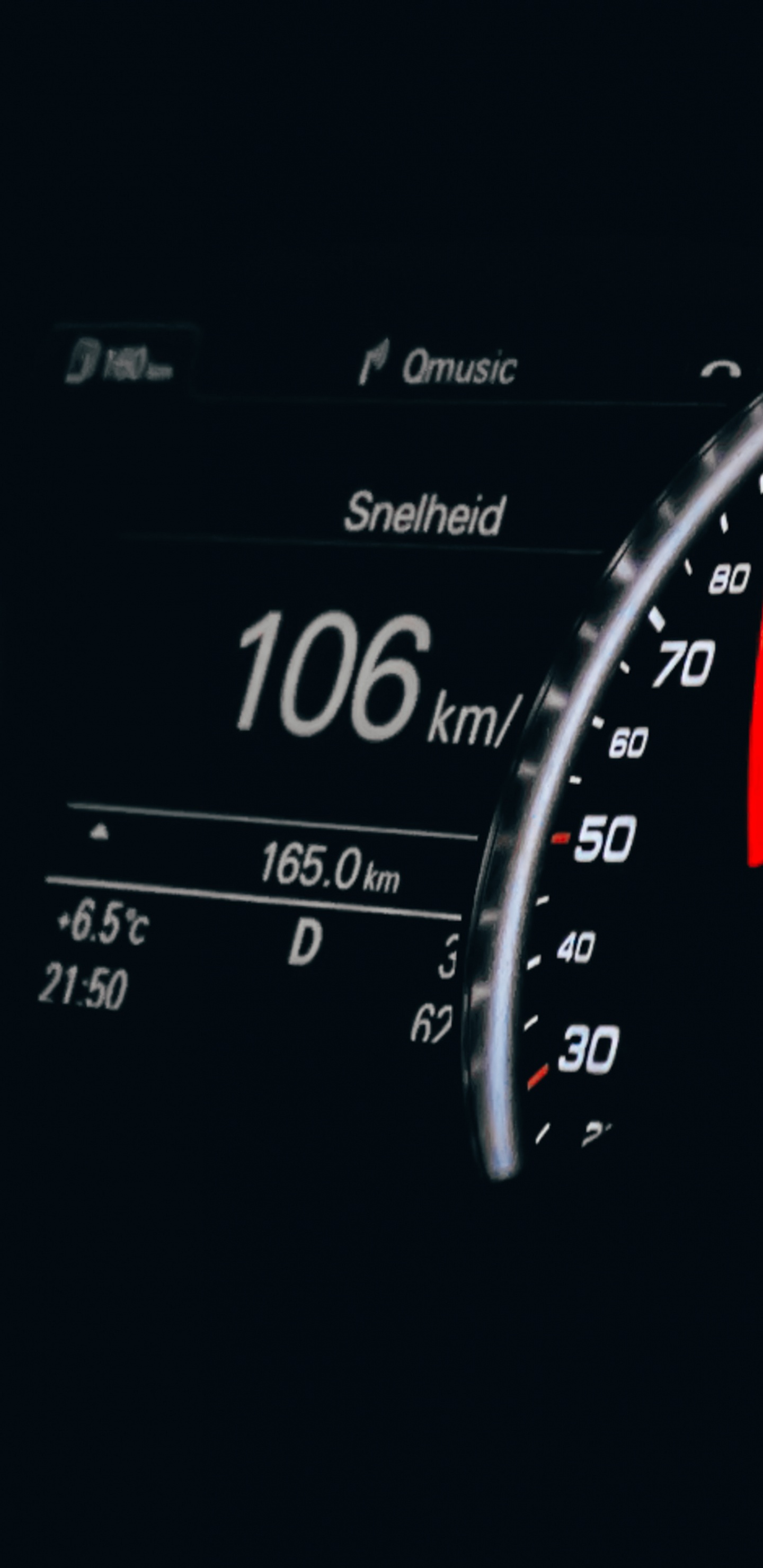 Compteur de Vitesse Analogique Noir et Blanc. Wallpaper in 1440x2960 Resolution