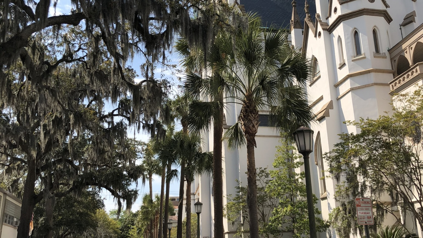 Ciencia, Spire, Luz de Estacionamiento Automotriz, Campanario, Iluminación Automotriz. Wallpaper in 1366x768 Resolution