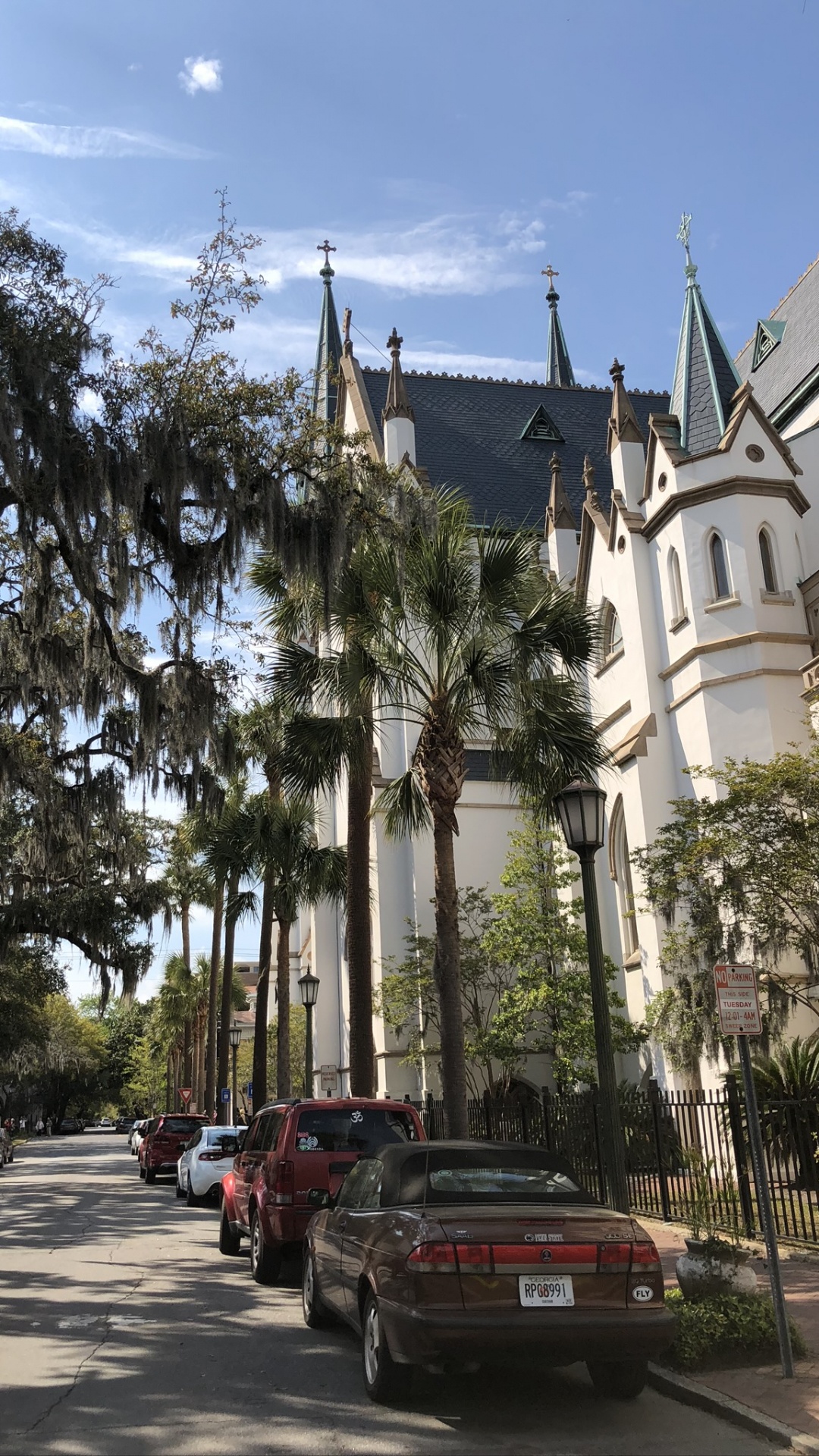 Sciences, Spire, Feu de Stationnement Automobile, Clocher, L'éclairage Automobile. Wallpaper in 1080x1920 Resolution