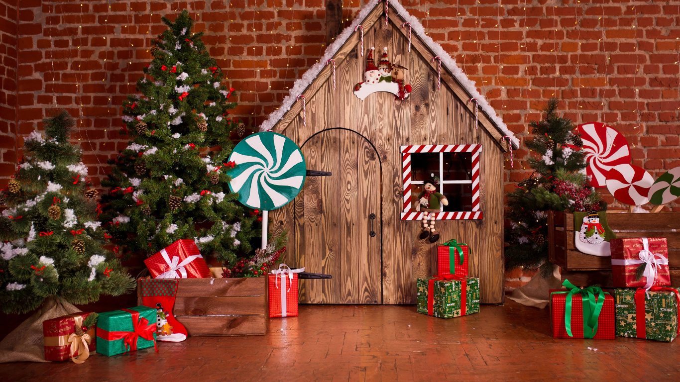 Christmas Tree, Christmas Day, Santa Claus, Holiday, Christmas Decoration. Wallpaper in 1366x768 Resolution