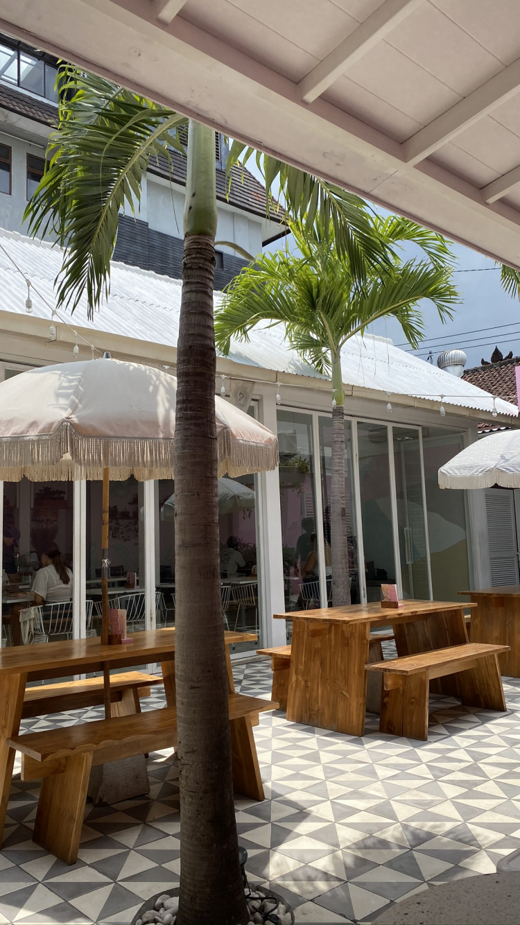 Resort, Patio, Inmueble, de Madera, Muebles de Exterior. Wallpaper in 750x1334 Resolution