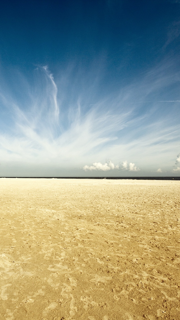 Brown Sand Under Blue Sky During Daytime. Wallpaper in 720x1280 Resolution