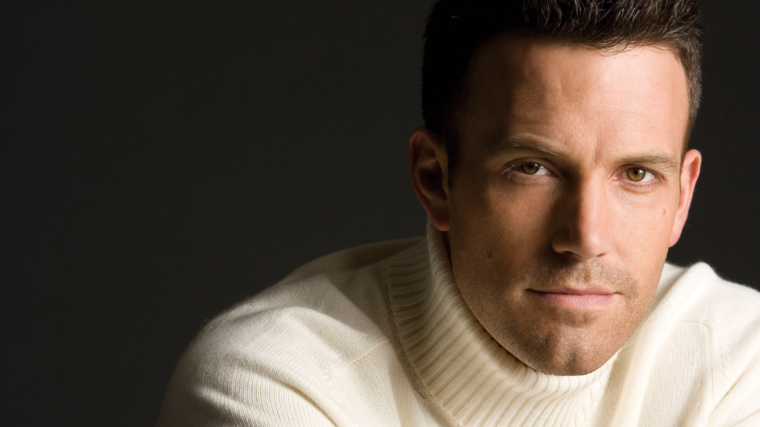 Ben Affleck, Schauspieler, Kinn, Gesichtsbehaarung, Mensch. Wallpaper in 2560x1440 Resolution