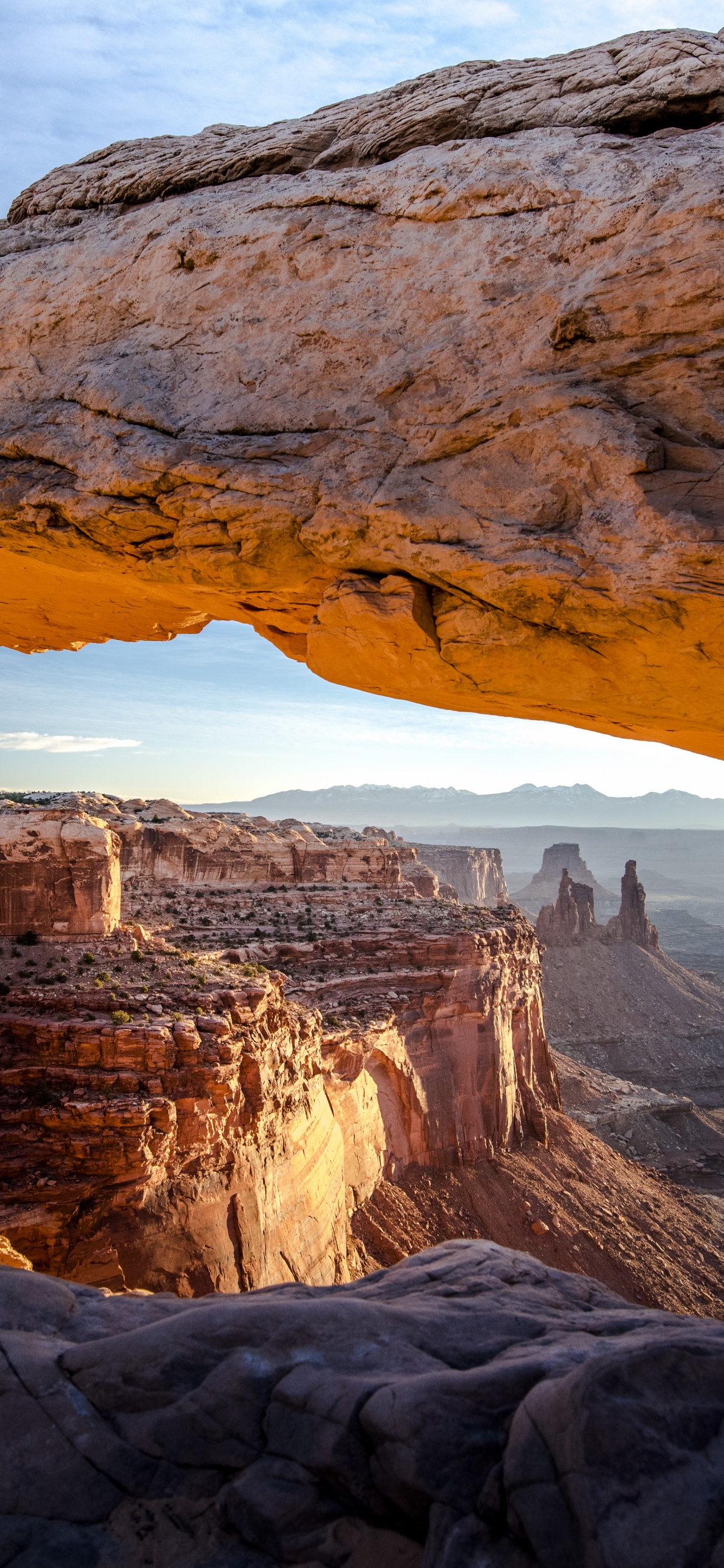 Canyonlands National Park, Mesa Arch, Bryce Canyon National Park, Nationalpark, Natural Arch. Wallpaper in 1242x2688 Resolution