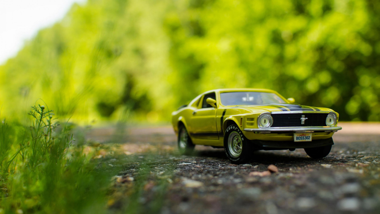 Yellow Chevrolet Camaro on Road During Daytime. Wallpaper in 1280x720 Resolution