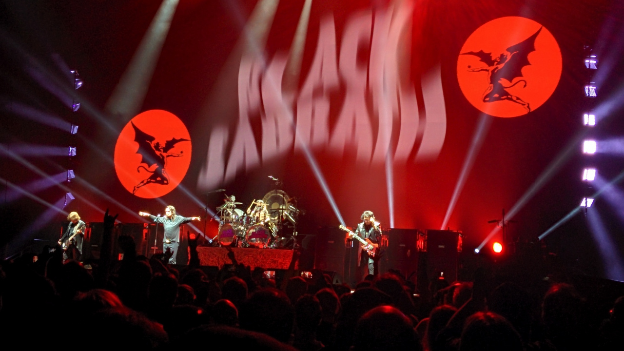 Black Sabbath, Heavy Metal, Paranoico, el Conjunto Musical, Rendimiento. Wallpaper in 1280x720 Resolution