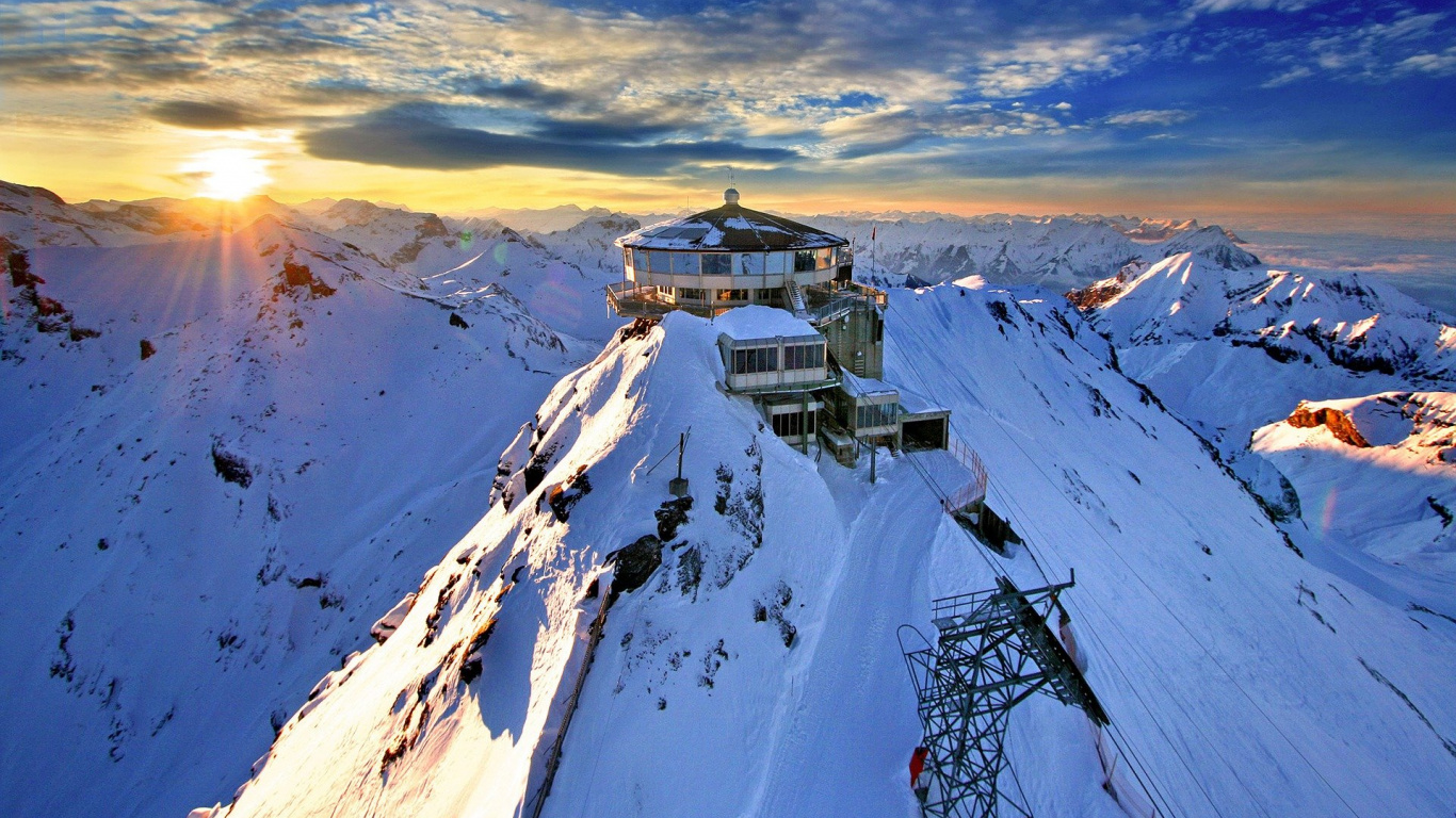 Switzerland Famous, Swiss Alps, Matterhorn, Lauterbrunnen, Interlaken. Wallpaper in 1366x768 Resolution