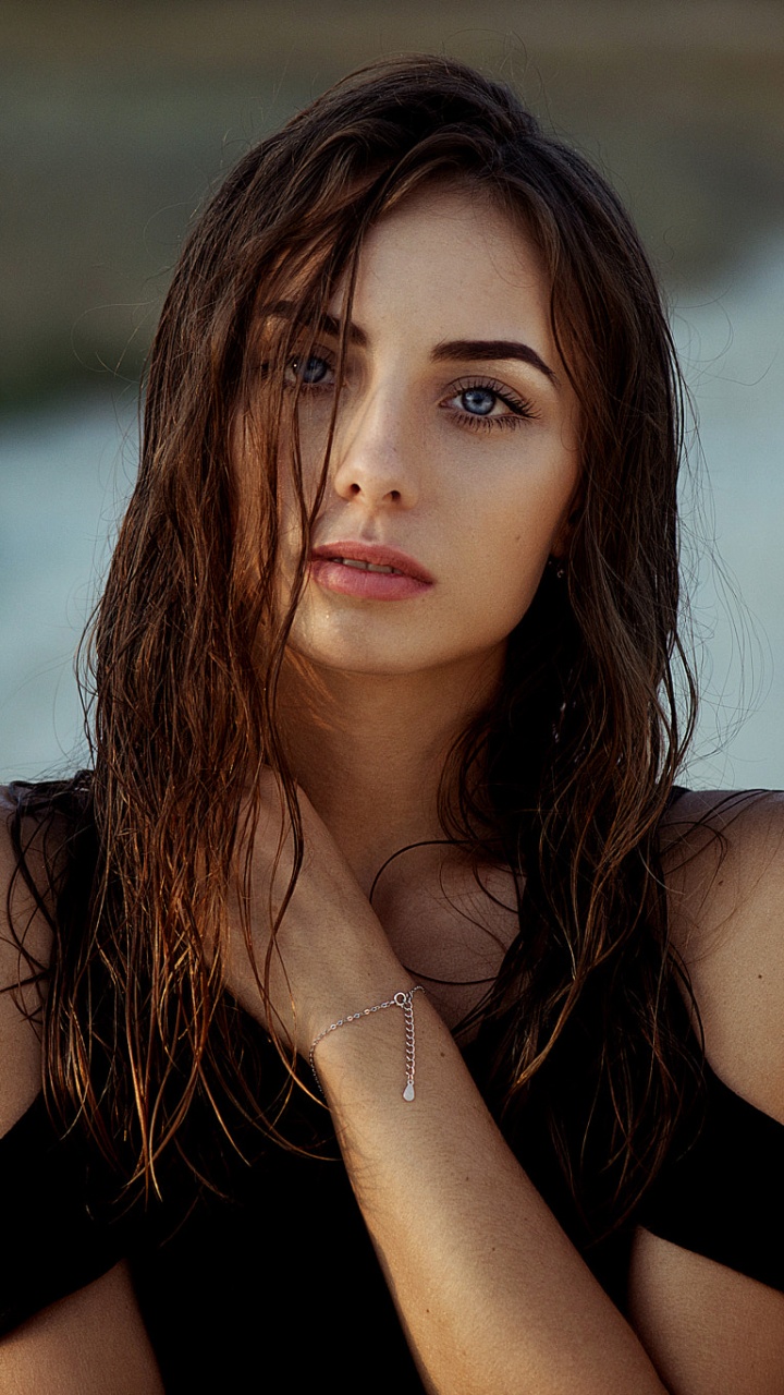 Portrait, Cheveu, Face, Beauté, Les Cheveux Longs. Wallpaper in 720x1280 Resolution