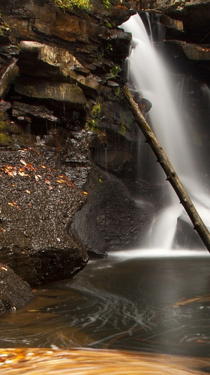 Water Falls on Rocky Mountain. Wallpaper in 720x1280 Resolution