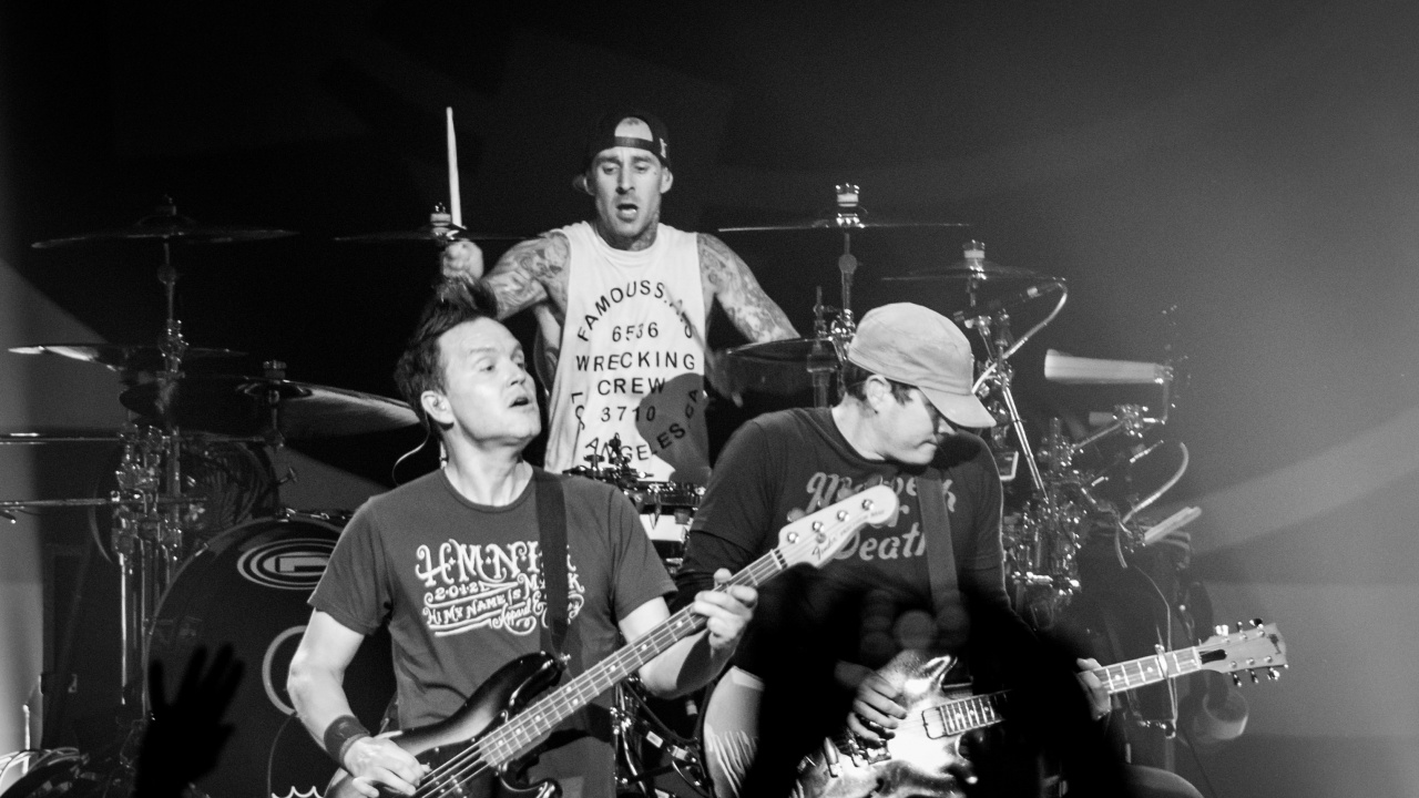 Tom DeLonge, Blink-182, Punk Rock, Pop Punk, Blink. Wallpaper in 1280x720 Resolution