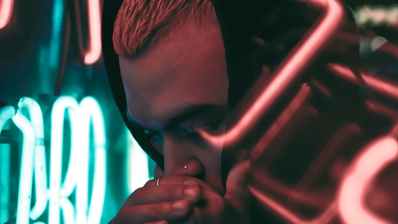 Man in Black Sunglasses Covering His Mouth. Wallpaper in 1366x768 Resolution