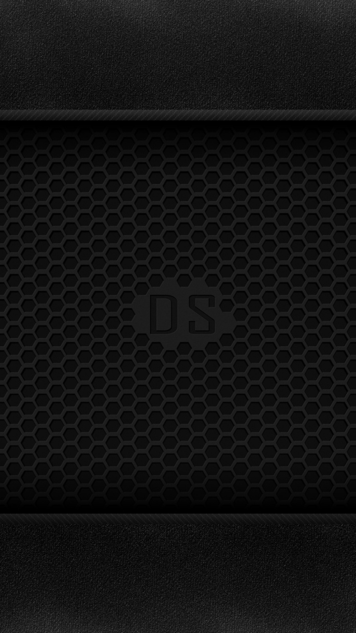 Black hp Laptop Computer on Black Surface. Wallpaper in 720x1280 Resolution