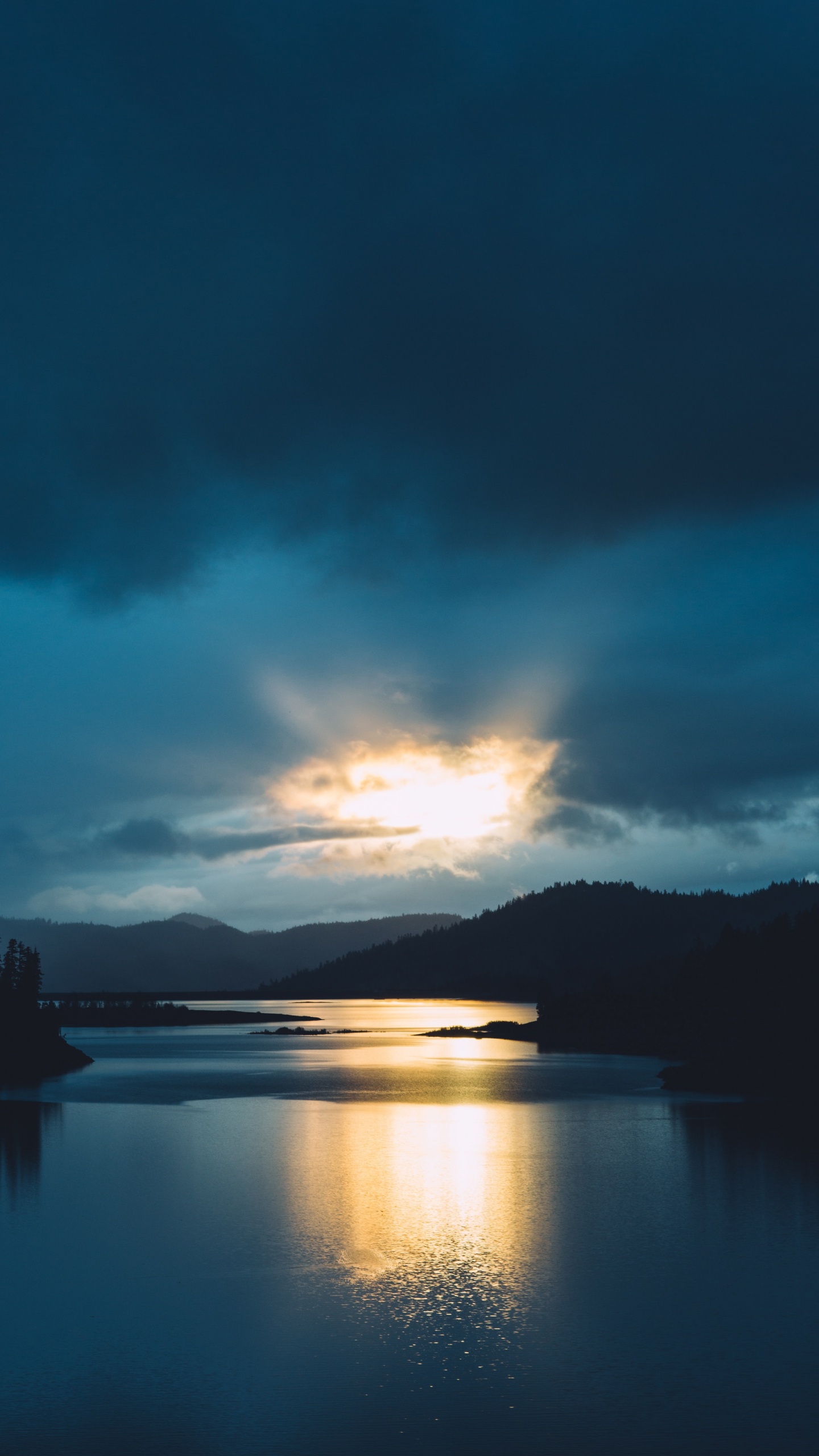 Dawn, Reflection, Dusk, Lake, Nature. Wallpaper in 1440x2560 Resolution