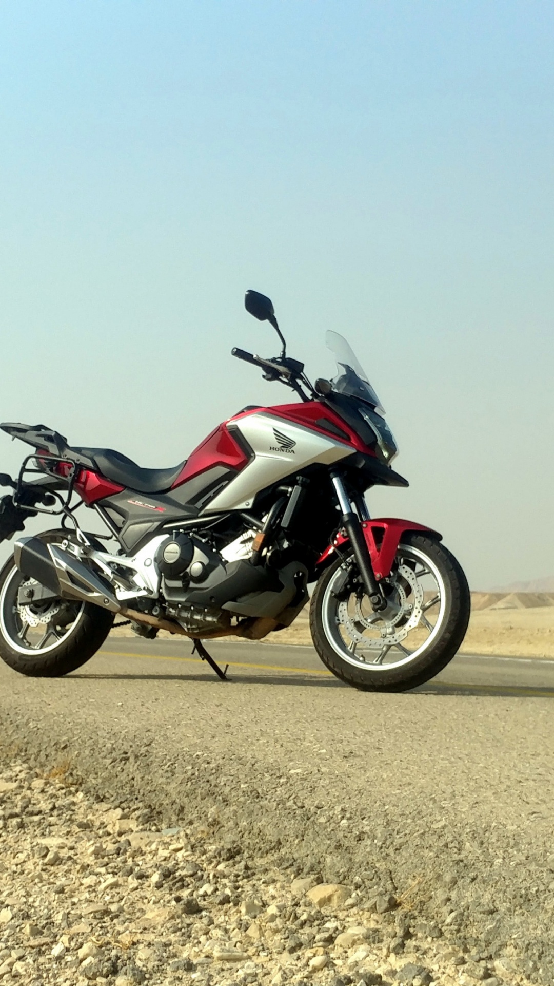 Motorrad, Honda Motor Company, König, Motorradfahren, Tire. Wallpaper in 1080x1920 Resolution