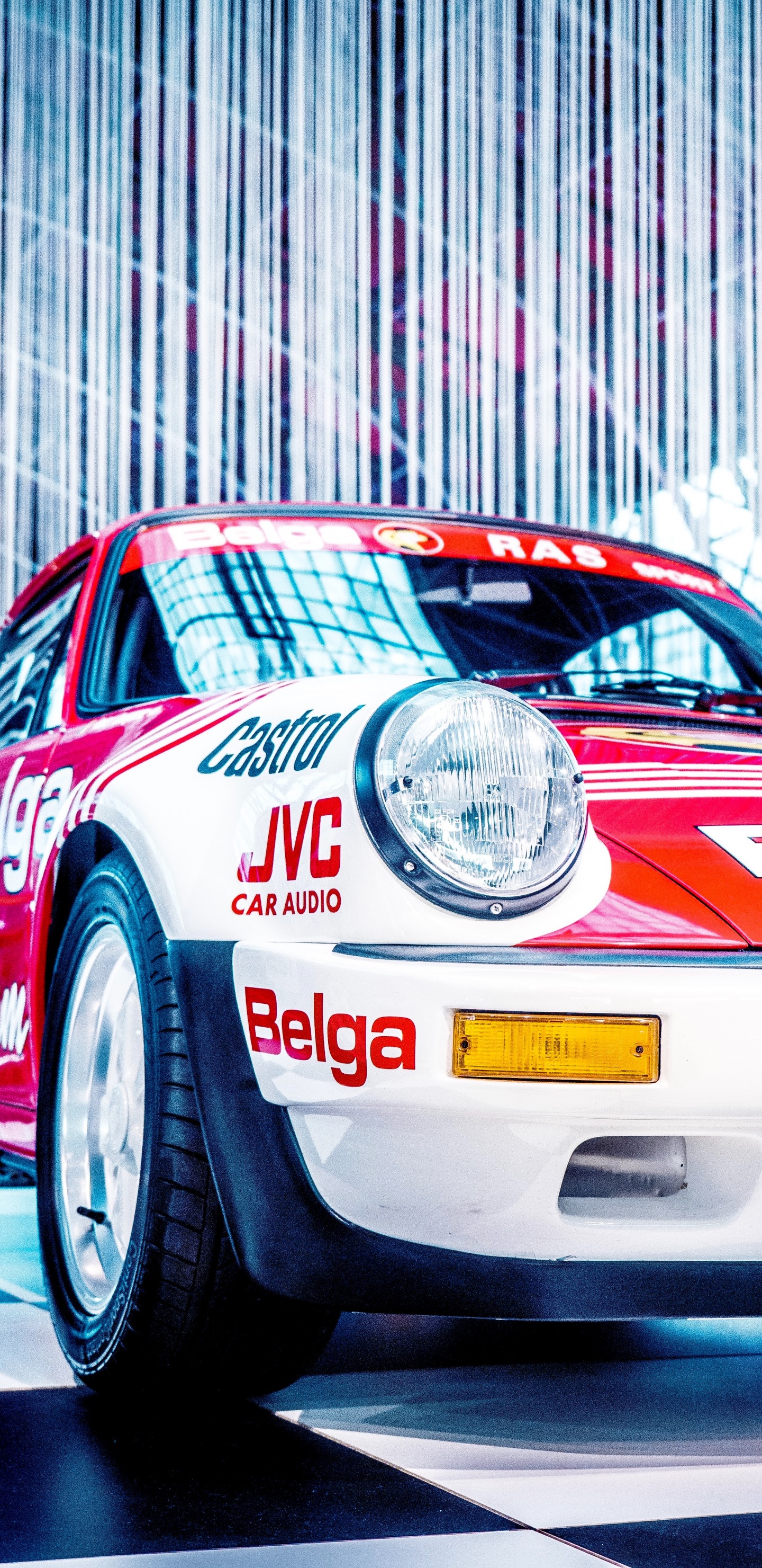 Weißer Und Roter Porsche 911. Wallpaper in 1440x2960 Resolution