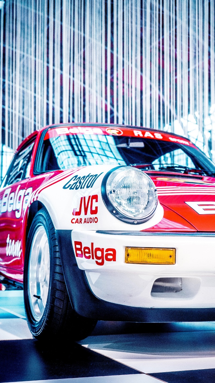 Weißer Und Roter Porsche 911. Wallpaper in 720x1280 Resolution