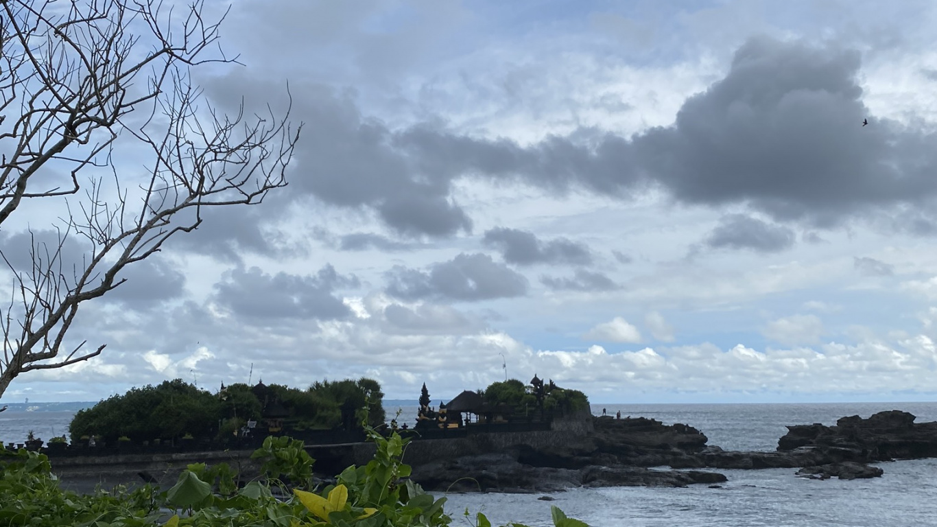 Wasser, Blatt, Wissenschaft, Vegetation, Cloud. Wallpaper in 1366x768 Resolution