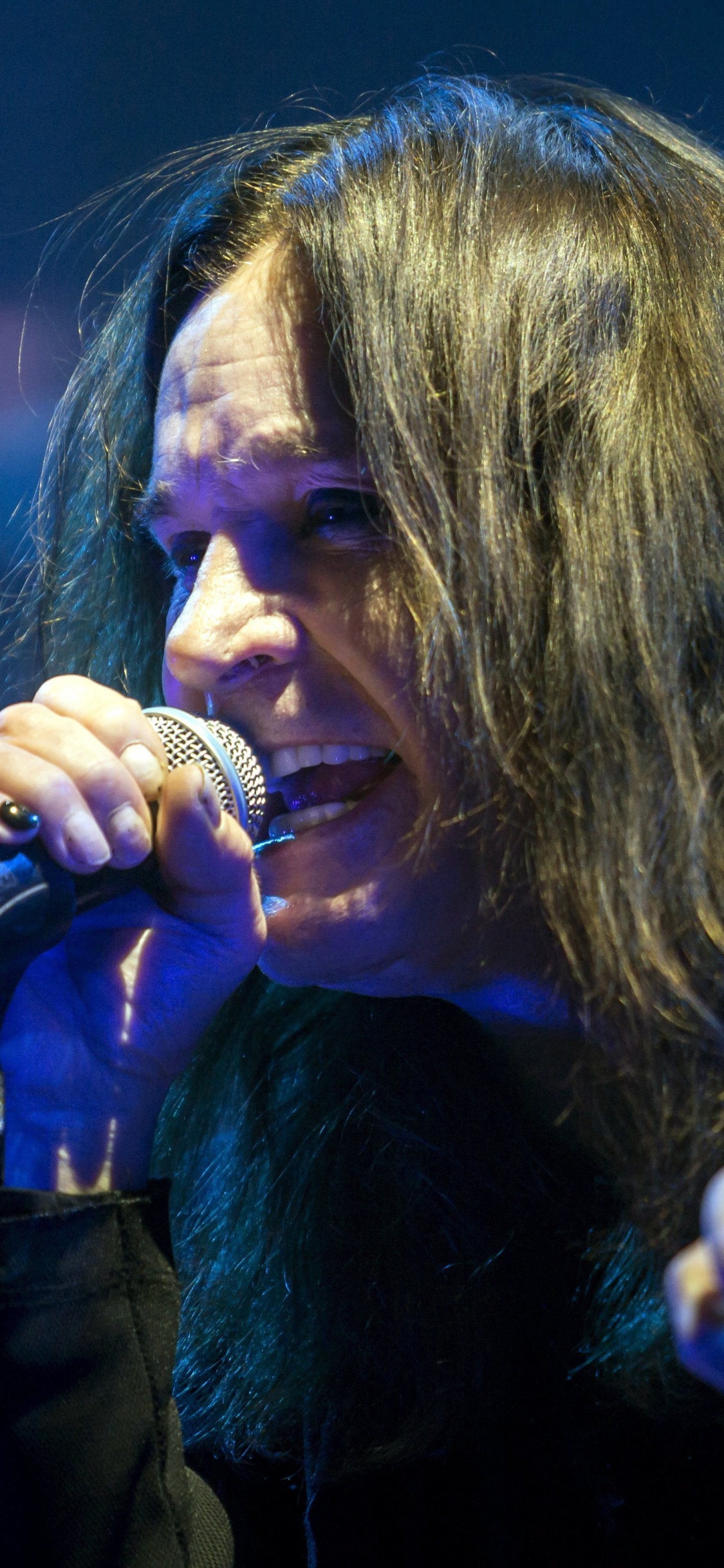 Ozzy Osbourne, Leistung, Unterhaltung, Musik Künstler, Gesang. Wallpaper in 1125x2436 Resolution