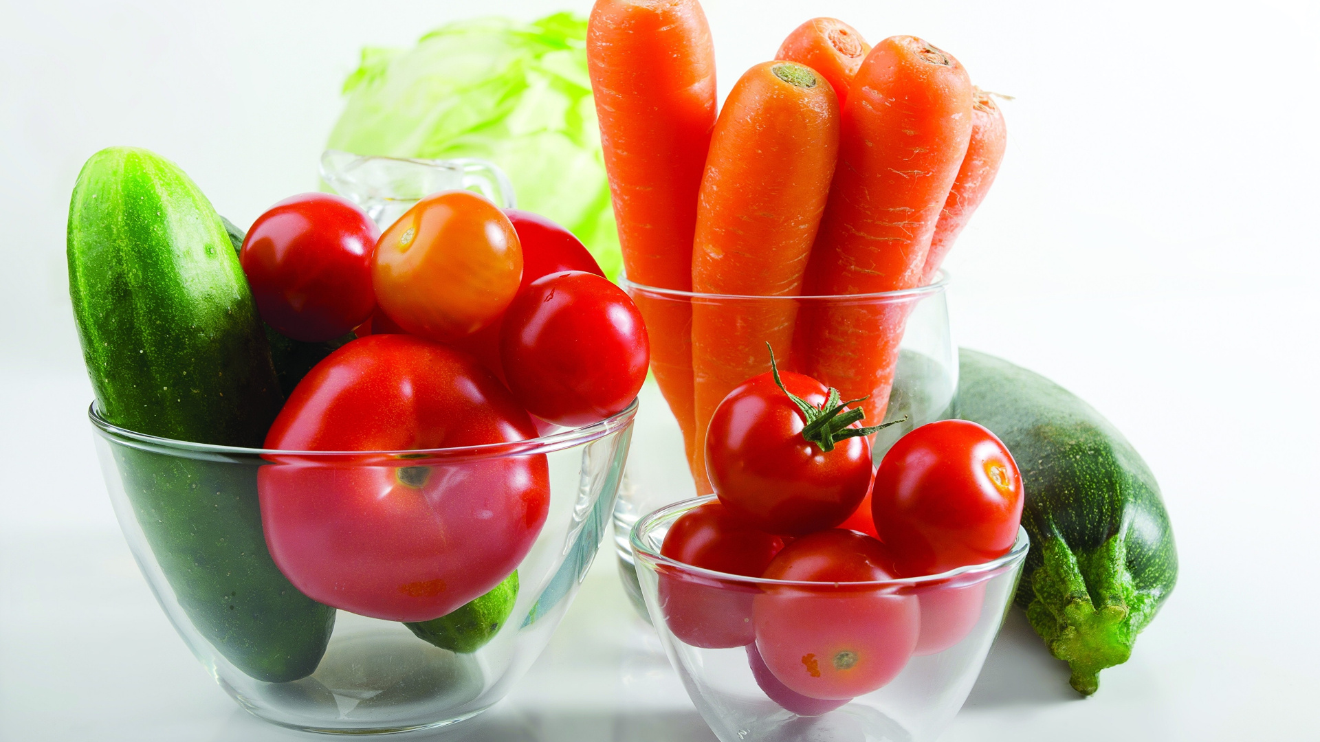 Red and Green Tomatoes on Clear Glass Bowl. Wallpaper in 1920x1080 Resolution