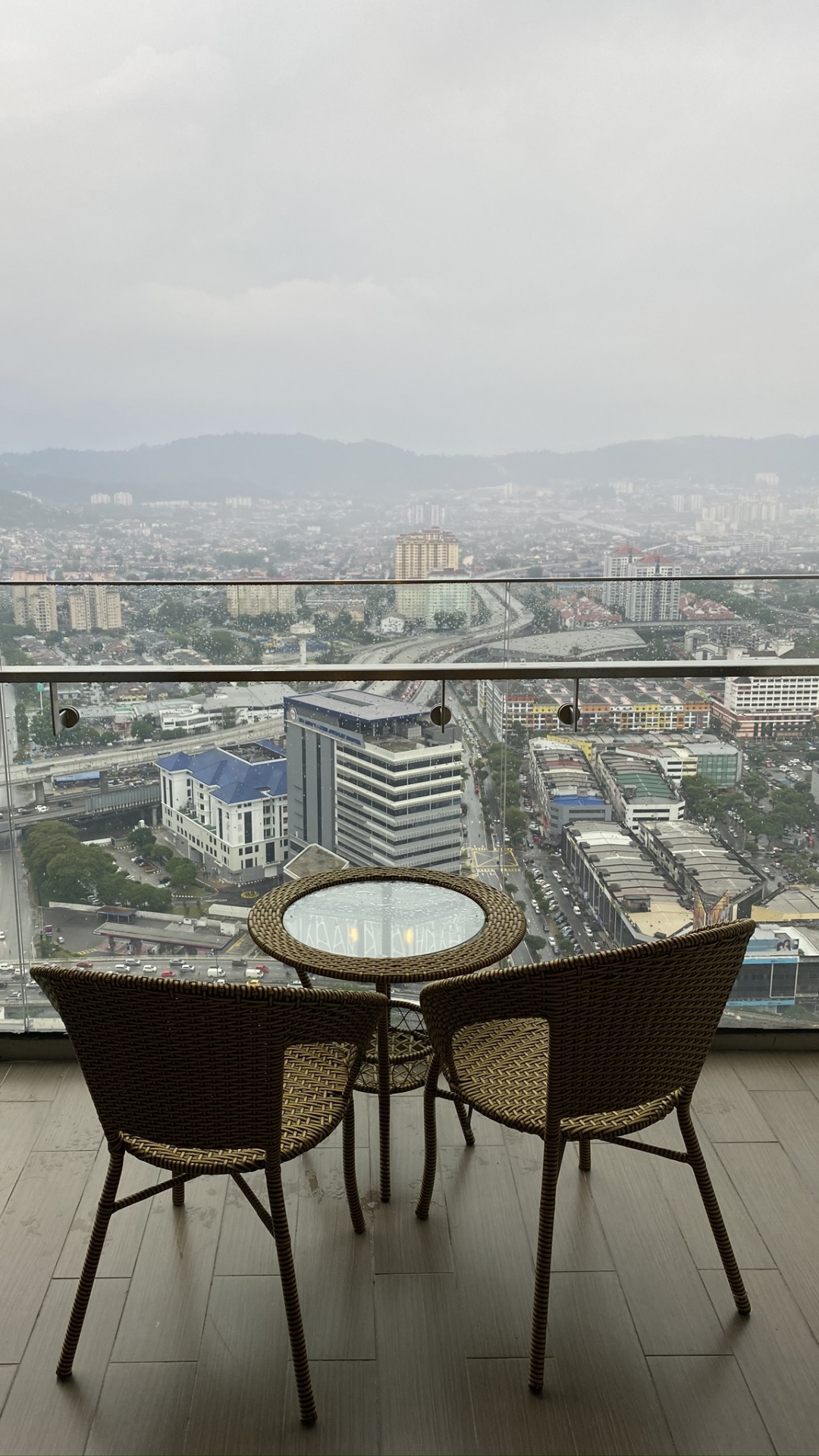 Architektur, Penthouse-Wohnung, Immobilie, Startseite, Tabelle. Wallpaper in 1080x1920 Resolution