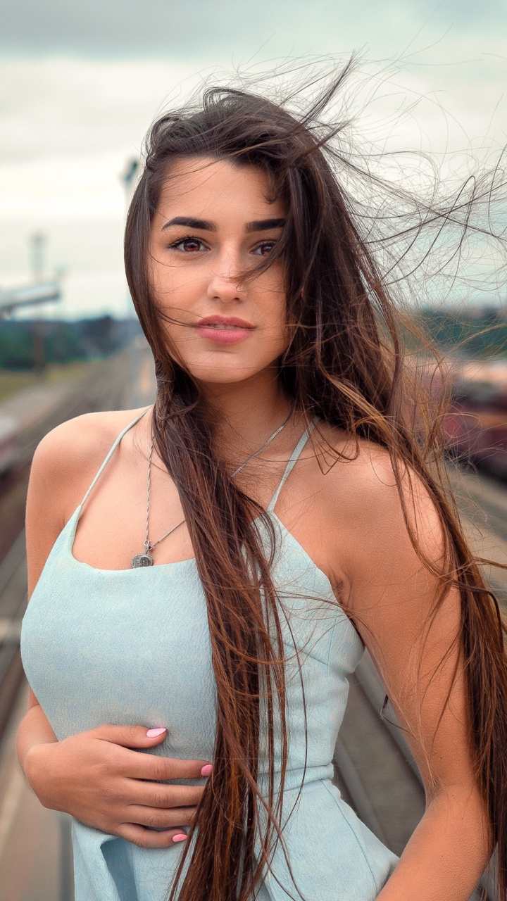 Cabello Castaño, Cabello, el Pelo Largo, Peinado, Belleza. Wallpaper in 720x1280 Resolution