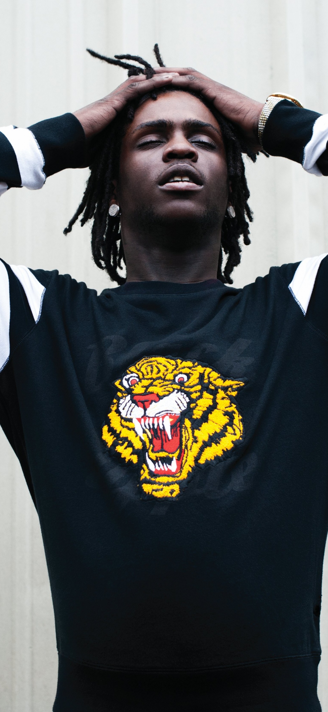 Hip Hop Music, Rapper, Yellow, Cool, Sleeve. Wallpaper in 1125x2436 Resolution