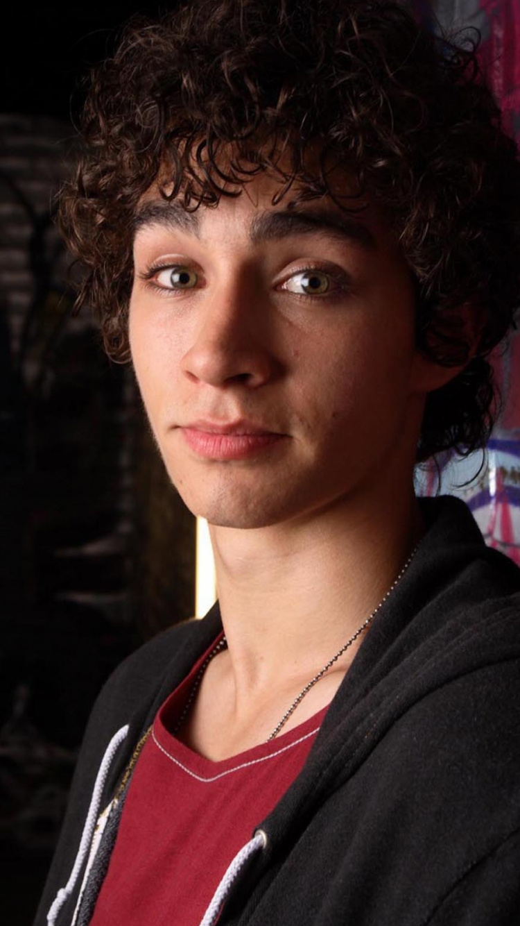 Diversión, Escena, Hombre, Humanos. Wallpaper in 750x1334 Resolution