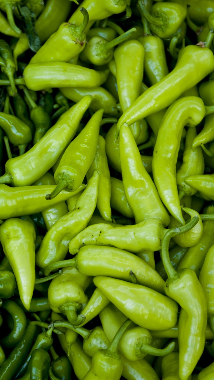 Chiles Verdes en Fotografía de Cerca. Wallpaper in 720x1280 Resolution