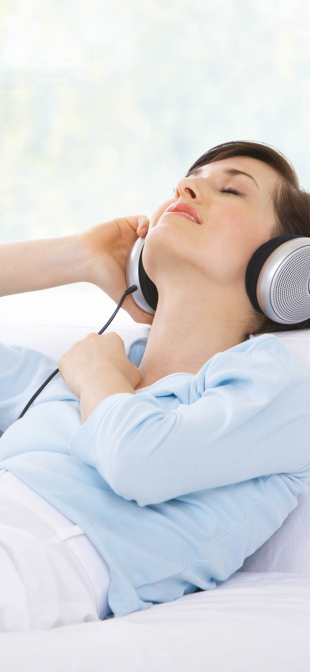 Cleaning, Audio Equipment, Beauty, Comfort, Itunes. Wallpaper in 1242x2688 Resolution