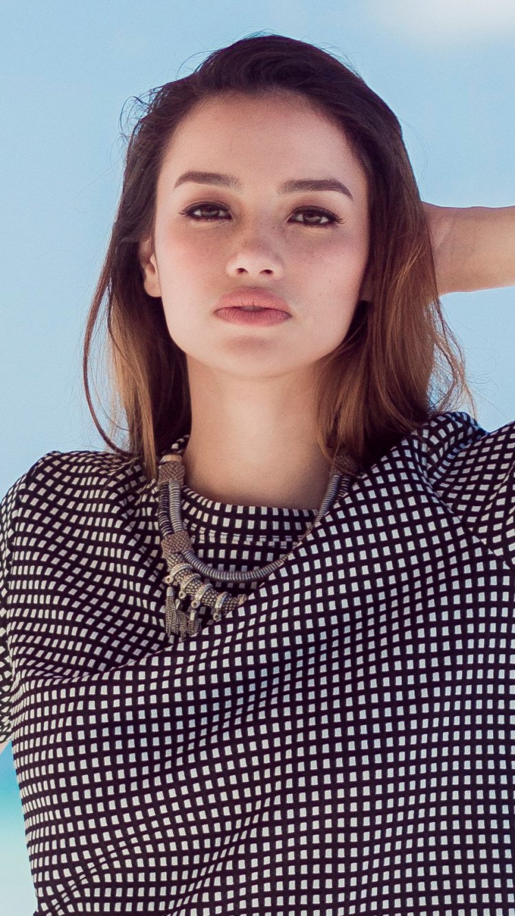 Beauty, Model, Blue, Face, Skin. Wallpaper in 750x1334 Resolution