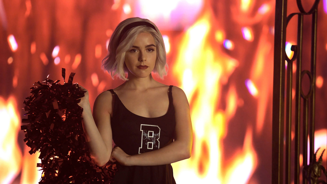 Chillende Abenteuer Von Sabrina, Kiernan Shipka, Sabrina Spellman, Netflix, Halbhexe. Wallpaper in 1280x720 Resolution