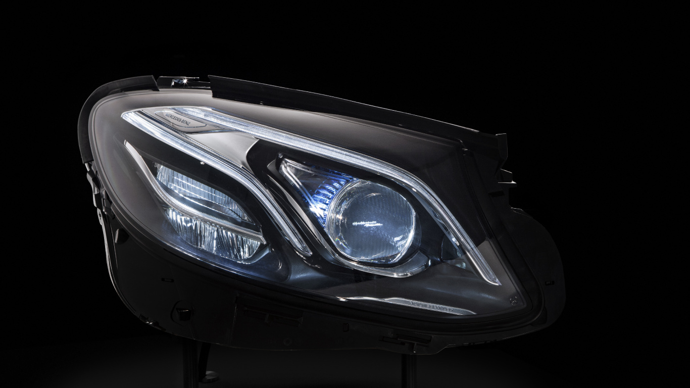 Blue and Black Car Light. Wallpaper in 1366x768 Resolution