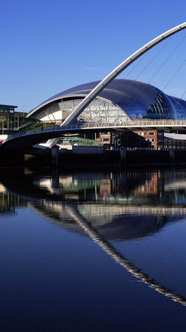 Sydney Opera House Near Body of Water During Night Time. Wallpaper in 720x1280 Resolution