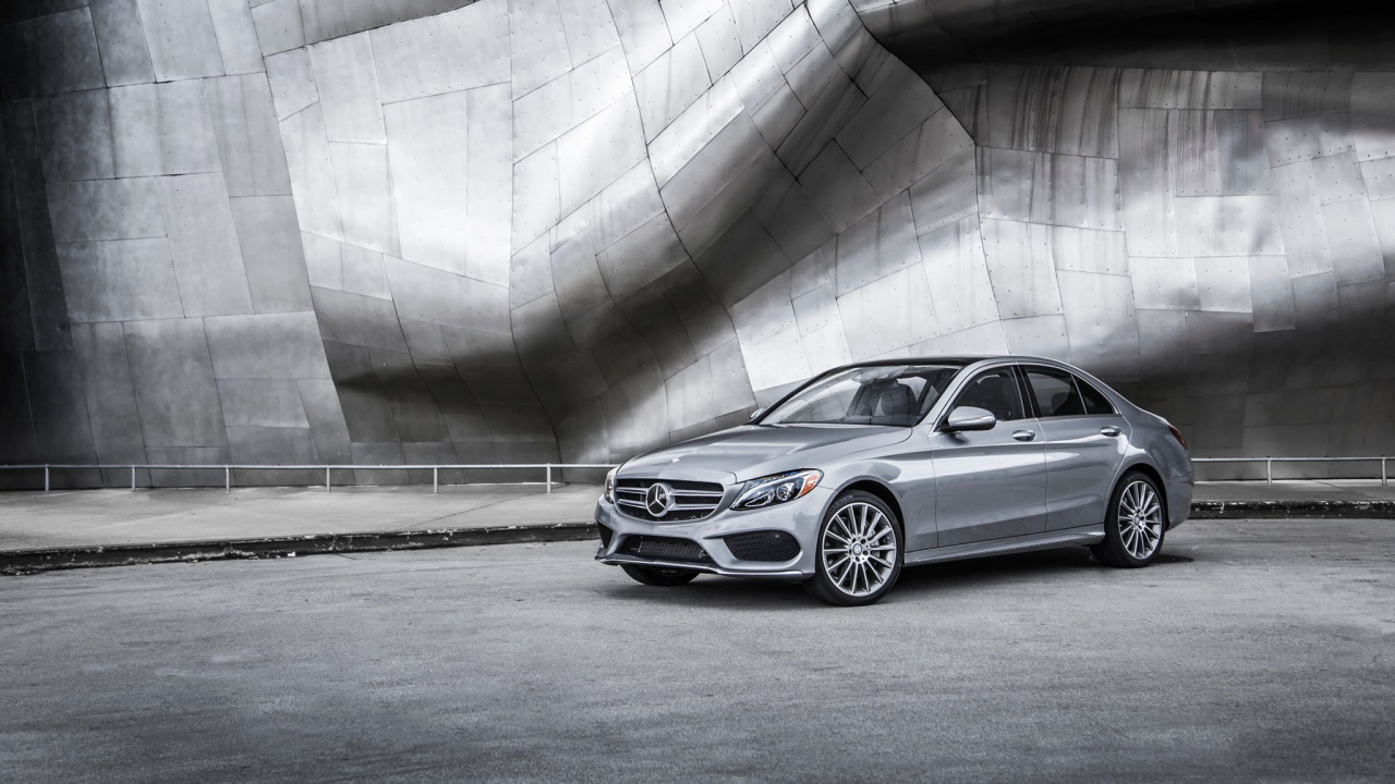 Silver Sedan on Gray Asphalt Road During Daytime. Wallpaper in 1280x720 Resolution