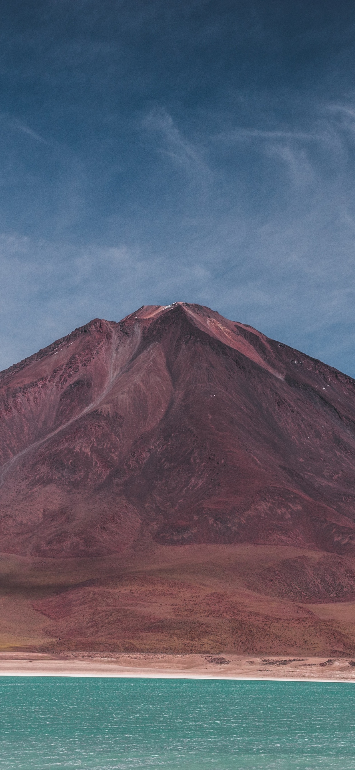 Las Formaciones Montañosas, Estratovolcán, Montaña, Volcán Extinto, Colina. Wallpaper in 1242x2688 Resolution