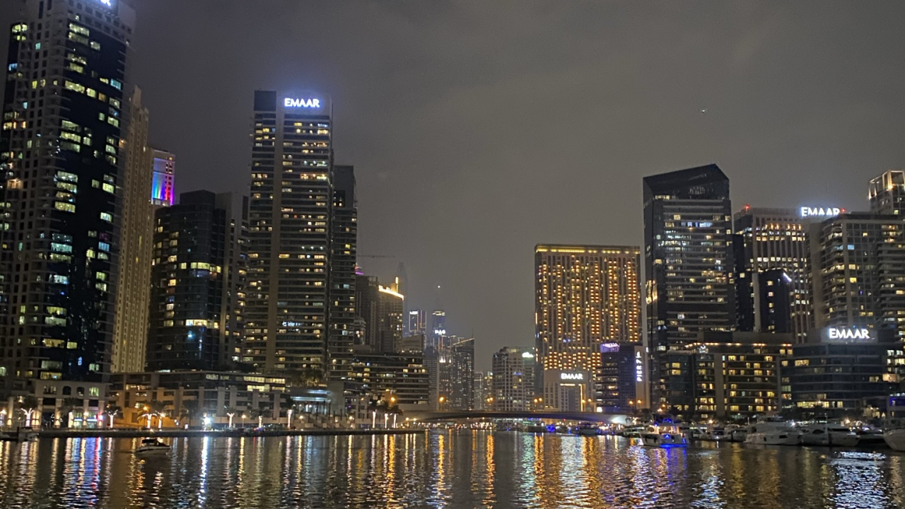 Dubaï, Paysage Urbain, Tour de Bloc, Nuit, Réflexion. Wallpaper in 1280x720 Resolution