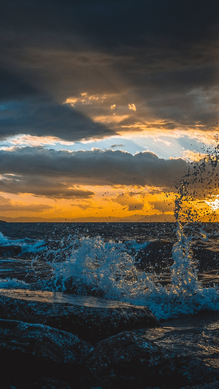 Cloud, Wasser, Atmosphäre, Blau, Afterglow. Wallpaper in 750x1334 Resolution