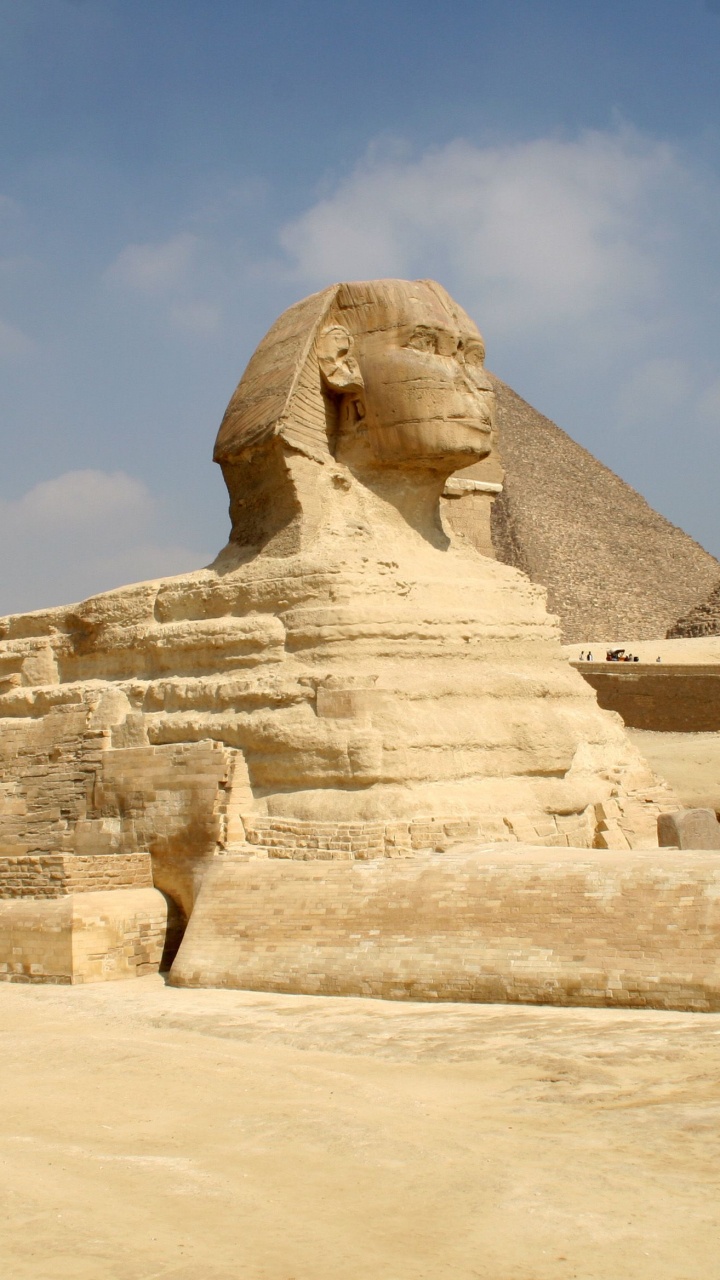 Brown Rock Formation Under Blue Sky During Daytime. Wallpaper in 720x1280 Resolution