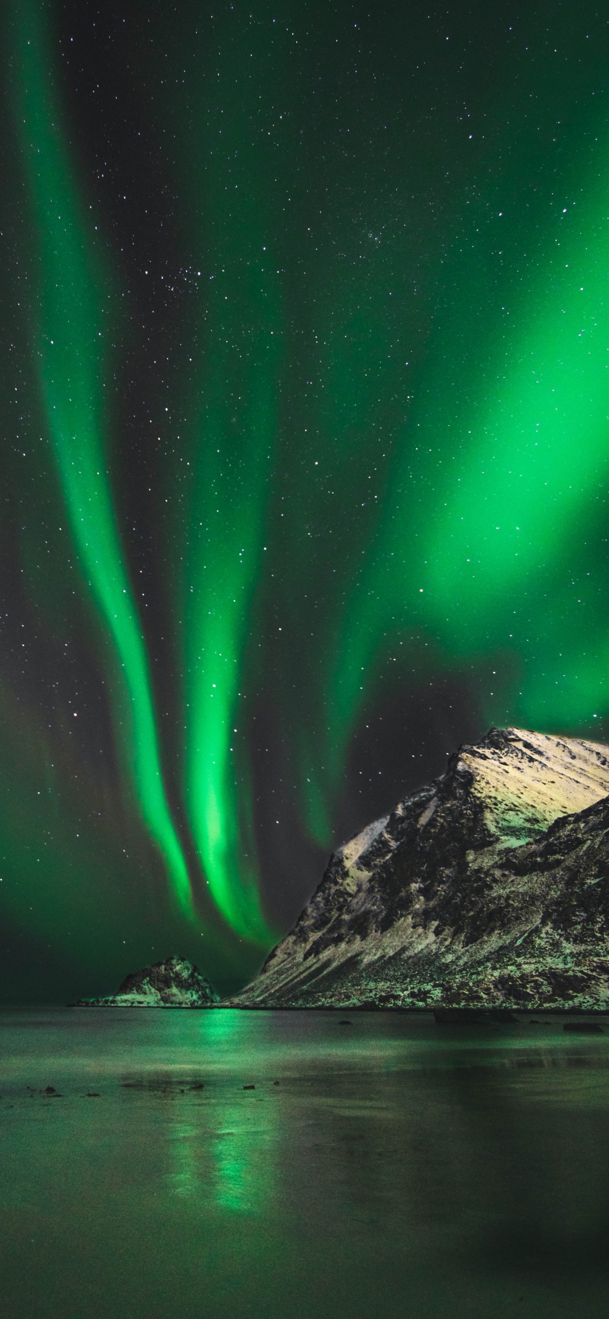 Aurora, Nature, Green, Lumière, Atmosphère. Wallpaper in 1242x2688 Resolution